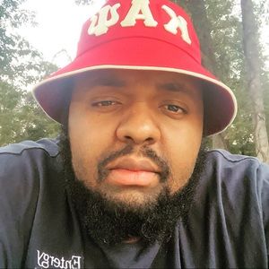 Meet your Posher, Joshua